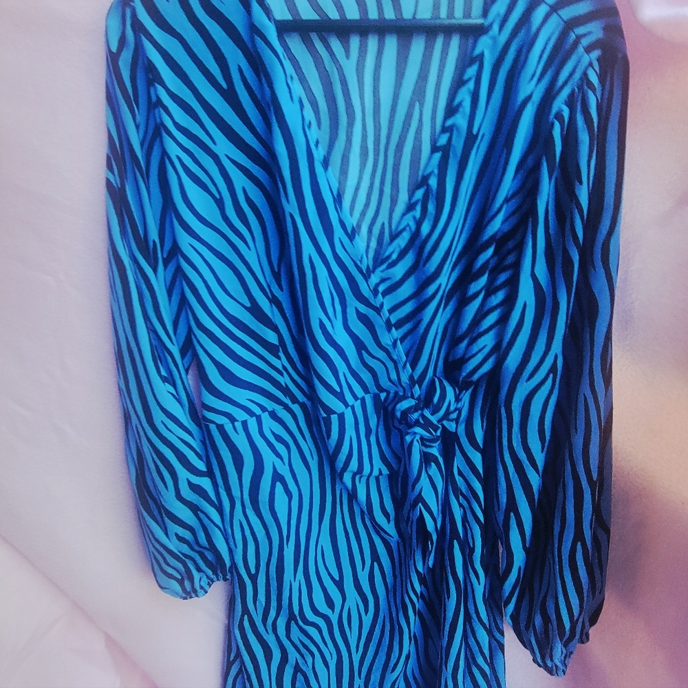 SHEIN | Blue Zebra Wrap Dress - Picture 5 of 9